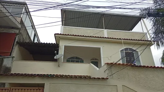 Casa com 2 Quartos à venda, 200m² no Senador Camará, Rio de Janeiro