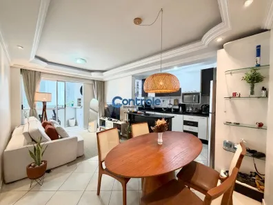 Apartamento com 2 Quartos à venda, 66m² no Barreiros, São José