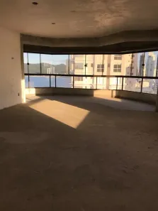 Apartamento com 4 Quartos à venda, 180m² no Centro, Balneário Camboriú