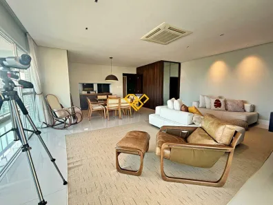 Apartamento com 3 Quartos para alugar, 206m² no Pompéia, Santos