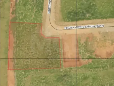 Lote/Terreno à venda, 875m² no Centro, Ubá
