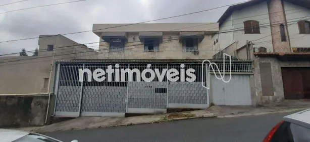 Casa com 3 Quartos à venda, 360m² no Santa Efigênia, Belo Horizonte