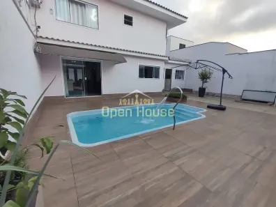 Casa com 5 Quartos à venda, 140m² no Jardim Amália, Volta Redonda
