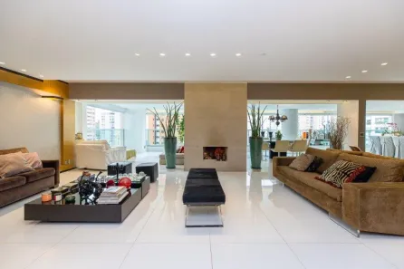 Apartamento com 4 Quartos à venda, 335m² no Vila Uberabinha, São Paulo