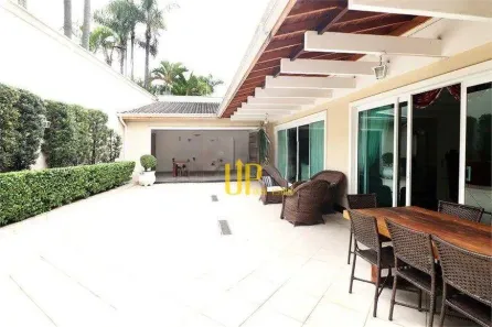 Casa com 5 Quartos para venda ou aluguel, 580m² no Alto de Pinheiros, São Paulo