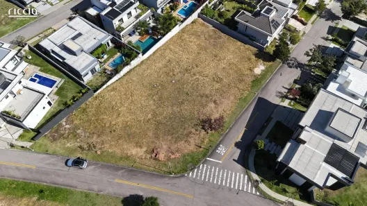 Lote/Terreno à venda, 739m² no Condomínio Residencial Colinas do Paratehy, São José dos Campos