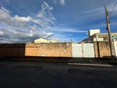 Lote/Terreno para alugar, 225m² no Alto São João, Montes Claros