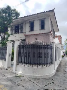 Casa com 4 Quartos à venda, 209m² no Nazaré, Belém