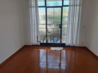 Casa com 2 Quartos para alugar, 130m² no Petrópolis, Betim