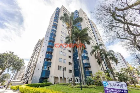 Apartamento com 3 Quartos à venda, 105m² no Água Verde, Curitiba