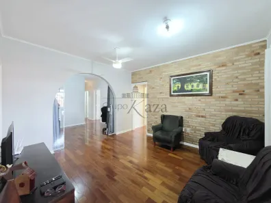 Casa com 5 Quartos à venda, 248m² no Bosque dos Eucaliptos, São José dos Campos