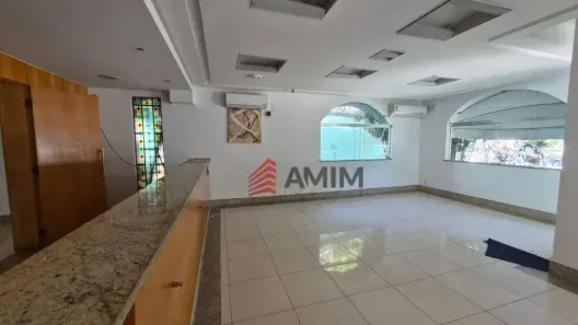 Imóvel Comercial à venda, 571m² no São Francisco, Niterói