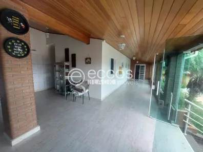 Fazenda/Sítio com 4 Quartos à venda, 1005m² no Bacaetava, Iperó