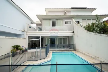 Casa de Condomínio com 4 Quartos à venda, 393m² no Recreio dos Bandeirantes, Rio de Janeiro
