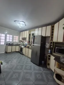 Sobrado com 3 Quartos para alugar, 228m² no Harmonia, Canoas