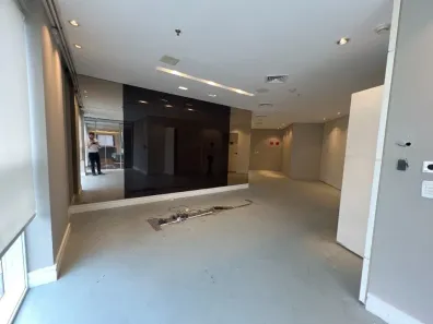 Sala Comercial para alugar, 456m² no Vila Olímpia, São Paulo