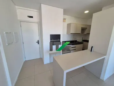 Apartamento com 2 Quartos para alugar, 62m² no Tabuleiro, Camboriú