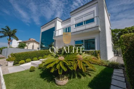 Casa de Condomínio com 3 Quartos à venda, 388m² no Cachoeira do Bom Jesus, Florianópolis
