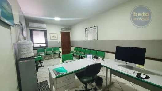 Imóvel Comercial com 3 Quartos à venda, 96m² no Vila Cleto, Itu