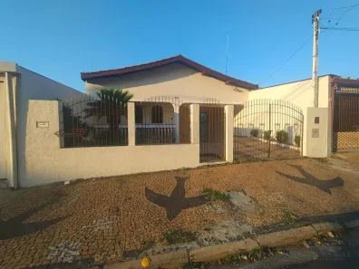 Casa com 3 Quartos à venda, 162m² no Jardim García, Campinas