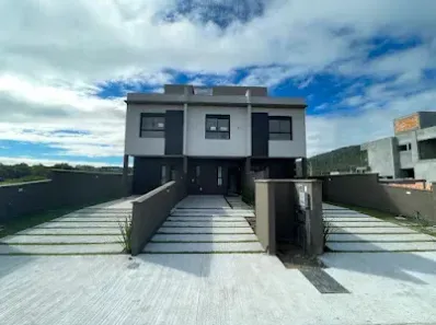 Sobrado com 3 Quartos à venda, 108m² no Vargem do Bom Jesus, Florianópolis