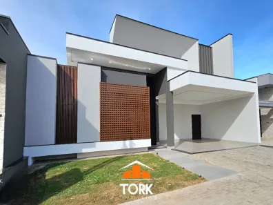 Casa de Condomínio com 3 Quartos à venda, 200m² no Parque Residencial Carandá, Presidente Prudente