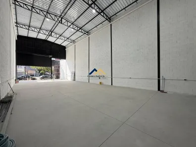 Galpão/Depósito/Armazém para alugar, 250m² no Vila Zelina, São Paulo