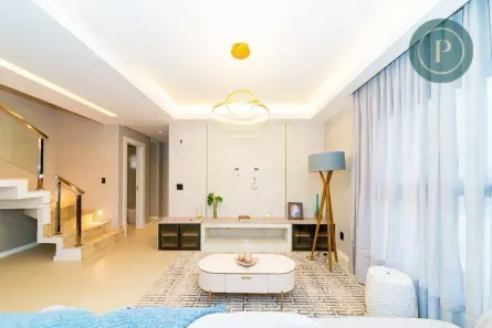Casa de Condomínio com 3 Quartos para alugar, 146m² no Santa Felicidade, Curitiba