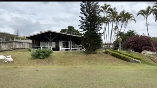 Fazenda/Sítio com 3 Quartos à venda, 200m² no Pinheirinho, Vinhedo