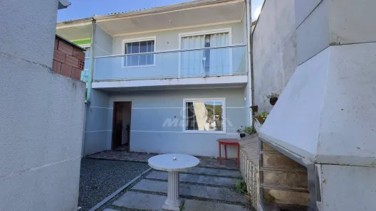 Sobrado com 4 Quartos para alugar, 105m² no Guaratuba, Guaratuba