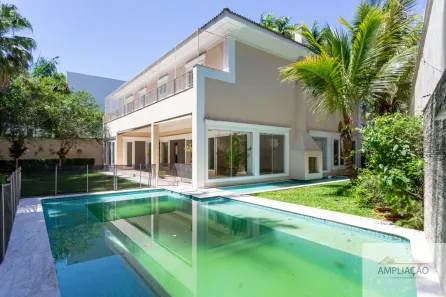 Sobrado com 5 Quartos à venda, 854m² no Jardim Leonor, São Paulo