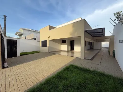 Casa com 4 Quartos à venda, 220m² no Plano Diretor Sul, Palmas