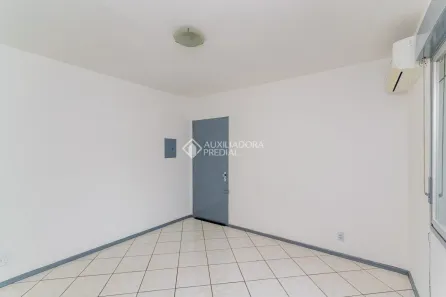 Apartamento com 1 Quarto para alugar, 50m² no Passo da Areia, Porto Alegre