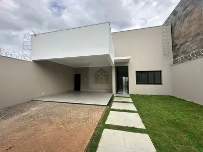 Casa com 3 Quartos à venda, 126m² no Novo Mundo, Uberlândia