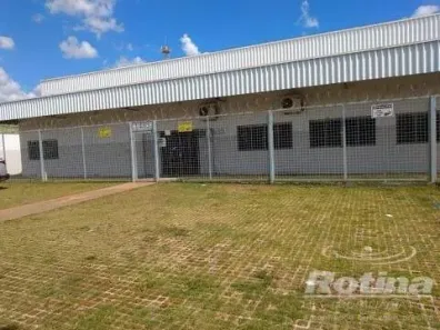 Galpão/Depósito/Armazém para alugar, 1500m² no Santa Rosa, Uberlândia