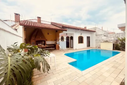 Casa com 3 Quartos à venda, 201m² no Balneário Stella Maris, Peruíbe