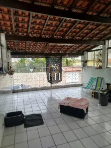 Sobrado com 4 Quartos à venda, 283m² no Vila Vianelo, Jundiaí