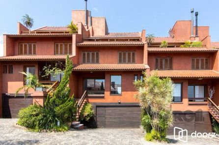 Casa de Condomínio com 4 Quartos à venda, 384m² no Cristal, Porto Alegre