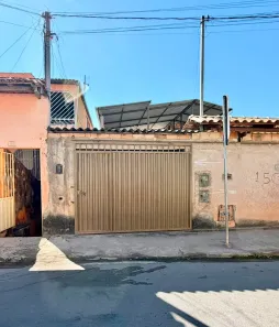 Casa com 3 Quartos para alugar, 100m² no Retiro, Contagem