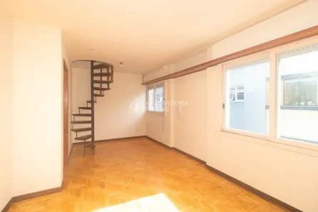 Cobertura com 3 Quartos para alugar, 150m² no Santana, Porto Alegre