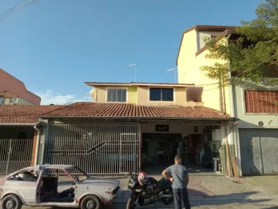 Casa com 4 Quartos à venda, 300m² no Jardim Satélite, São José dos Campos