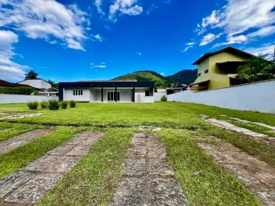 Casa com 4 Quartos à venda, 135m² no Frade (Cunhambebe), Angra dos Reis