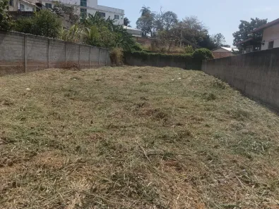 Lote/Terreno à venda, 750m² no Trevo, Belo Horizonte