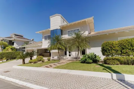 Casa com 6 Quartos à venda, 396m² no Boa Vista, Joinville