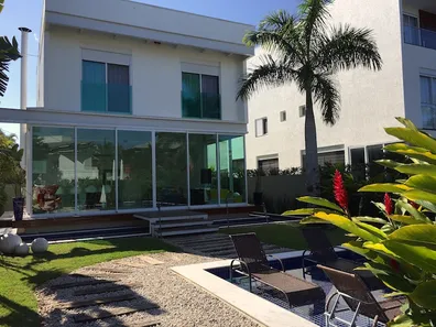 Casa de Condomínio com 4 Quartos para alugar, 200m² no Vista Linda, Bertioga