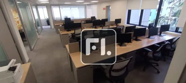 Sala Comercial para alugar, 224m² no Cidade Monções, São Paulo