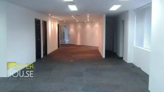 Sala Comercial para venda ou aluguel, 223m² no Cidade Monções, São Paulo