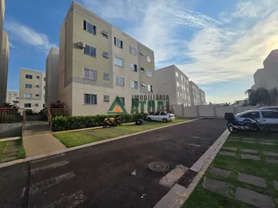 Apartamento com 2 Quartos para alugar, 43m² no Cidade Industrial 2, Londrina