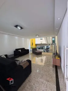 Sobrado com 4 Quartos à venda, 256m² no Vila Gilda, Santo André