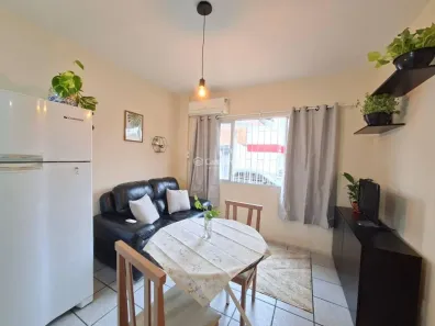 Kitnet com 1 Quarto para alugar, 25m² no Kobrasol, São José